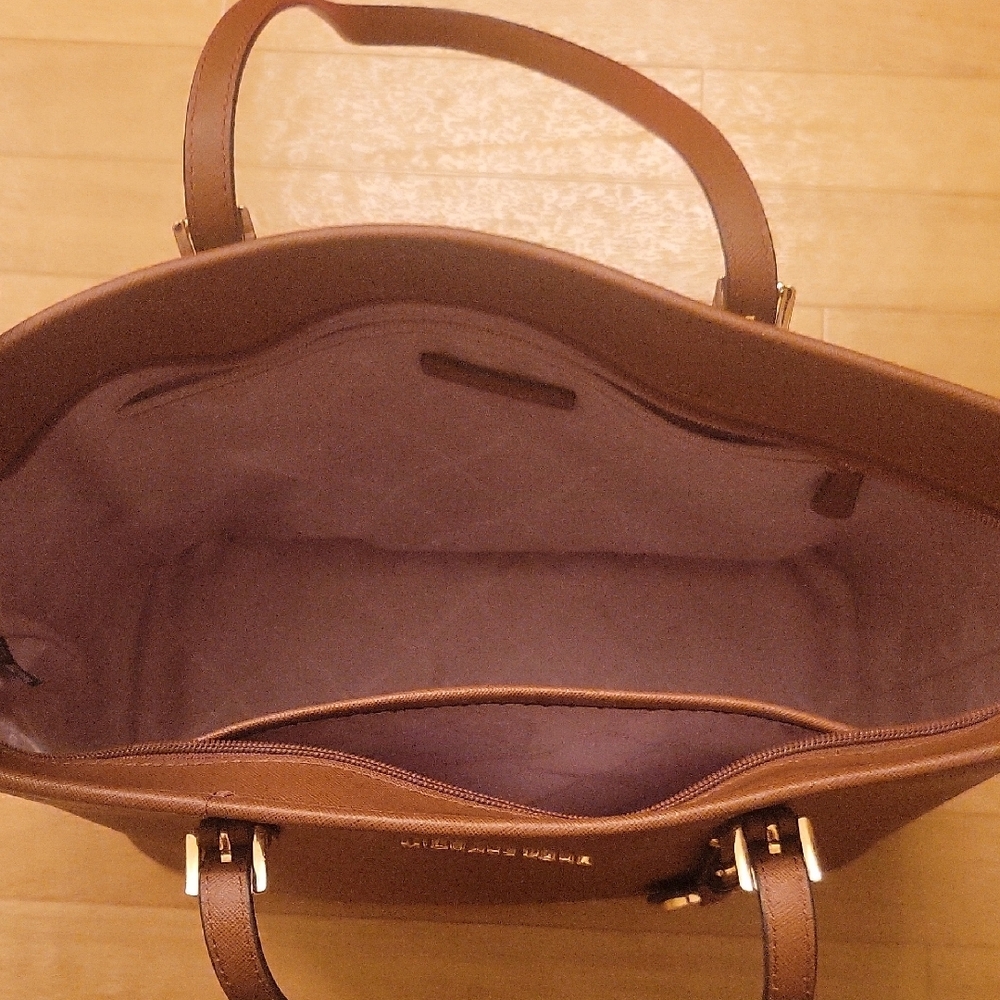 Michael Kors Brown Tote Bag - Picture 4 of 16